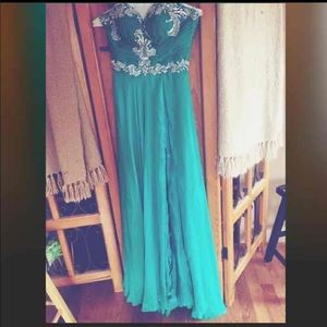 Mac Duggal Prom Dress